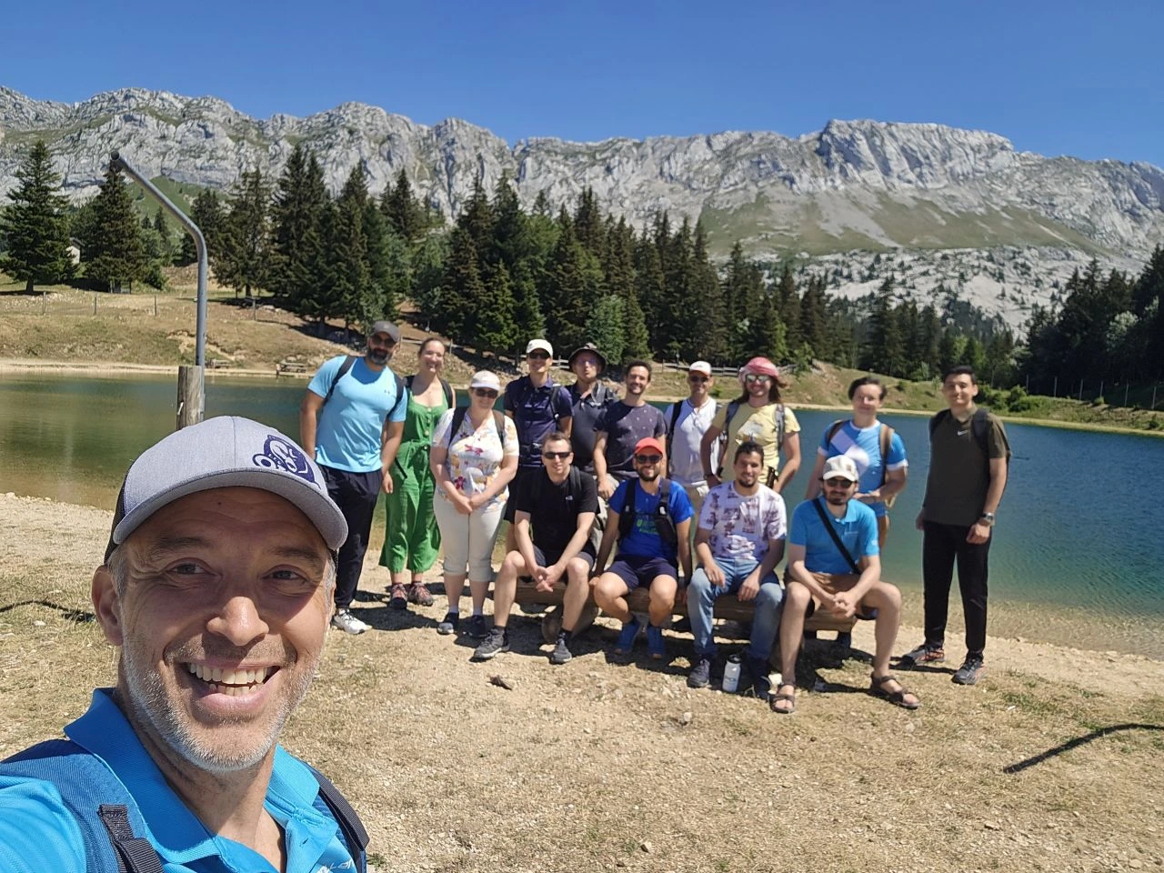 L’équipe Pollen réunie en montagne lors de la journée du 8 juillet 2026